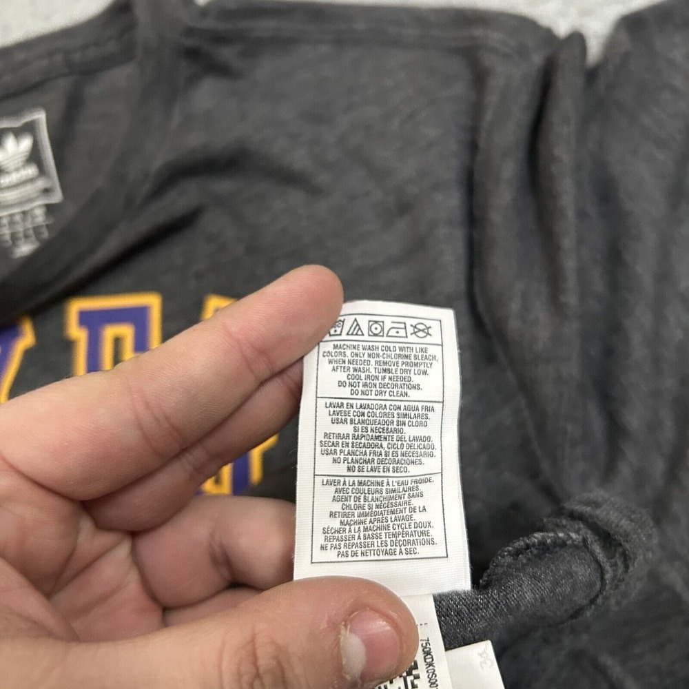 Los Angeles Lakers Shirt Mens‎ Small Gray NBA Basketball Short Sleeve Adidas - Picture 6 of 10